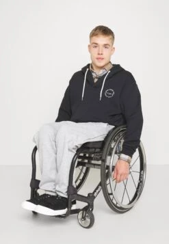 Pier One Sweater - Black -Pier One 05267c9511b04bee945f356f818098f8