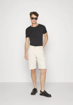 Pier One 3 Pack Muscle Fit- T-Shirt Basic - Black