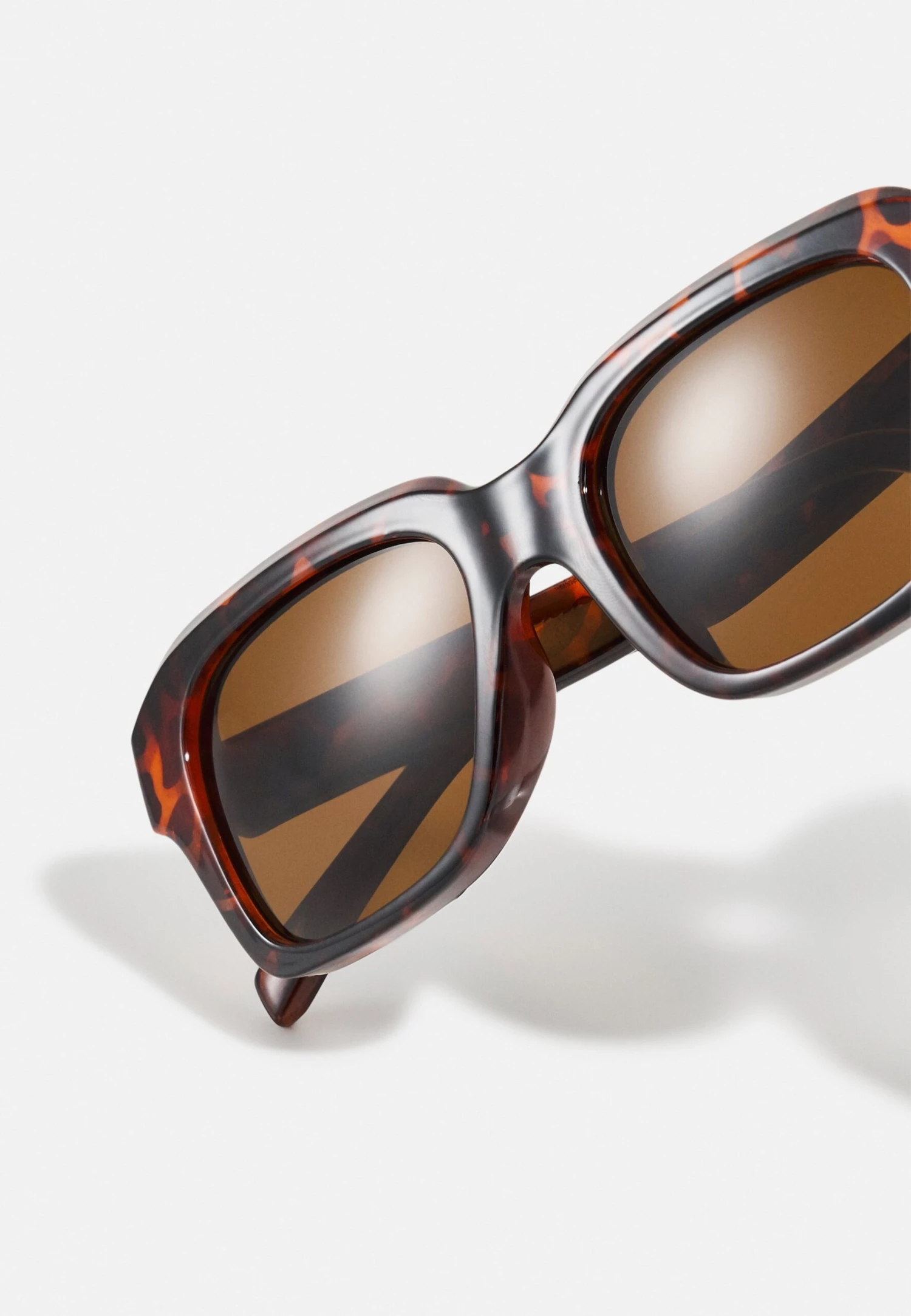 Unisex - Zonnebril - Black Pier One Unisex - Zonnebril - Black -Pier One 1805d51941d84c3b9cd65a361bd6f258 scaled