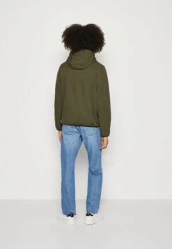 Pier One Regenjas - Olive -Pier One 201a940e9ad84ffa9c0c24c0039d760e