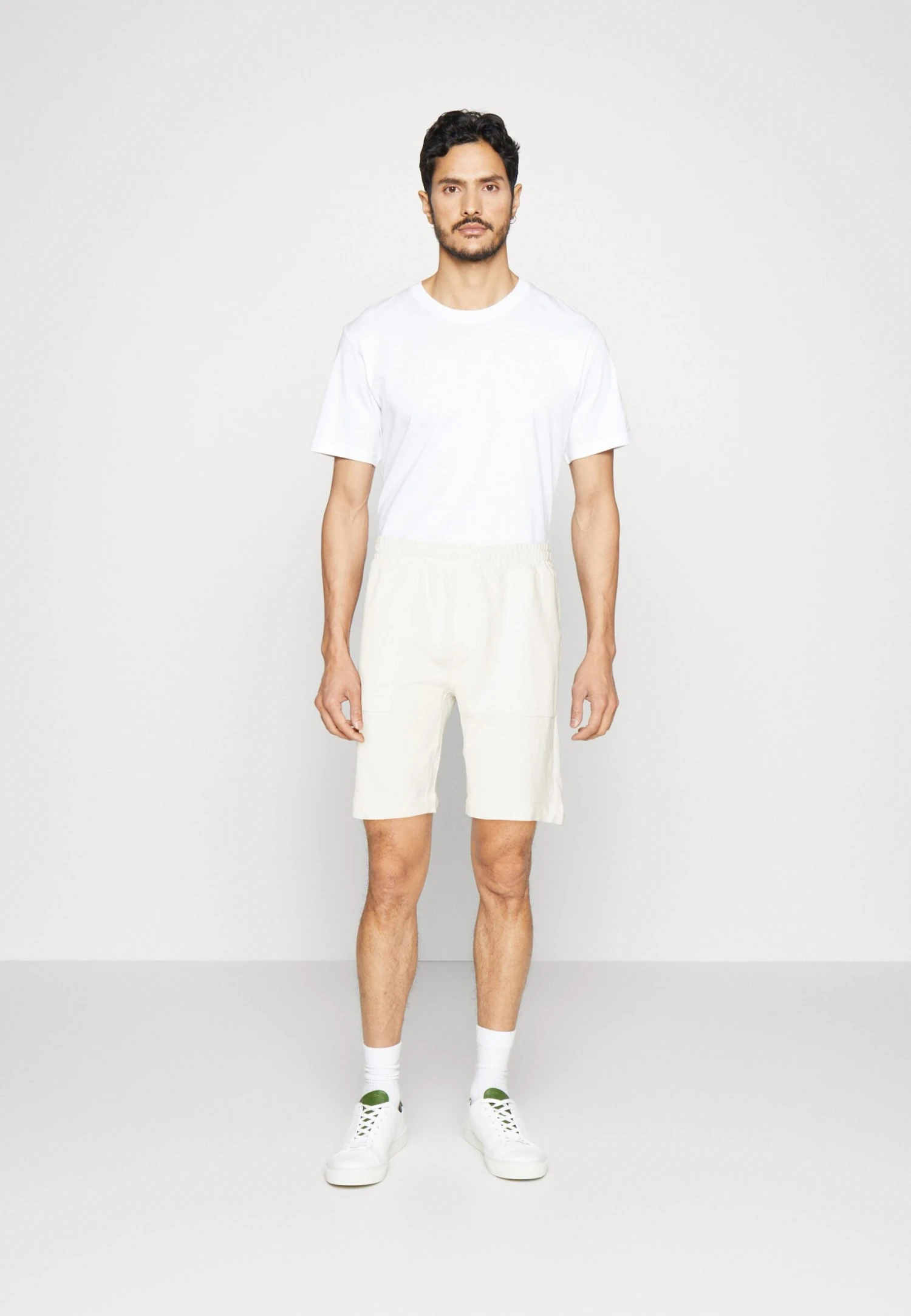 Trainingsbroek - White Pier One Trainingsbroek - White -Pier One 28987ae432a44443baf04c7fe8096156 scaled