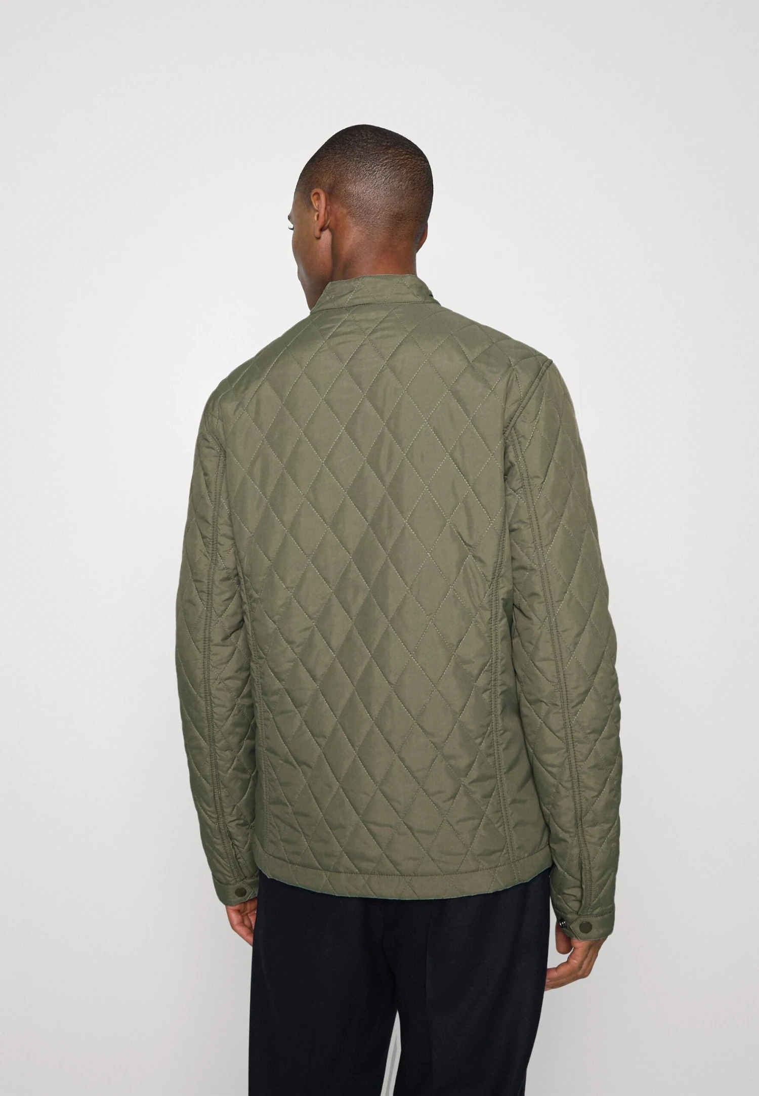 Jas - Olive Pier One Jas - Olive -Pier One 318639a70d264f7885741280889fbae7 scaled