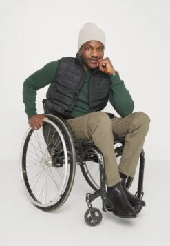 Pier One Bodywarmer - Black 6 Pier One Bodywarmer - Black -Pier One 336bb9182f0a4a37bec68dd5919004c6