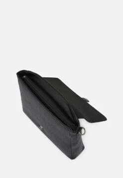 Pier One Aktetas - 802 - Black 4 Pier One Aktetas - 802 - Black -Pier One 34245e0c16c84a0caa16492be5d4e473