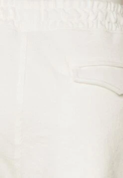 Pier One Trainingsbroek - White 6 Pier One Trainingsbroek - White -Pier One 386adaf7ee91480f99e05bbe94209d4d