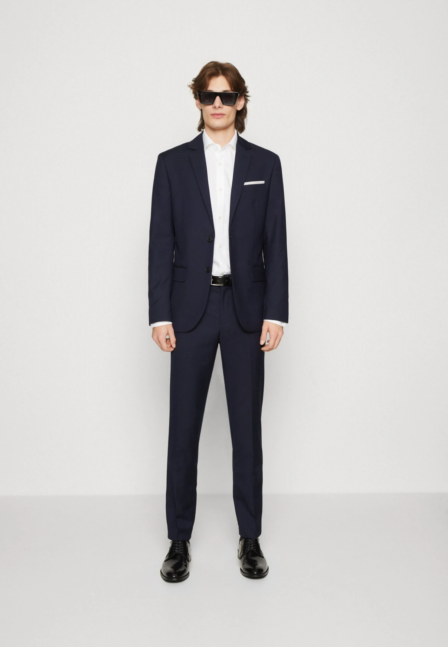 Kostuum - Dark Blue Pier One Kostuum - Dark Blue -Pier One 3c01fc98b7cd4ac4883e2d56c50f7e26 scaled