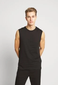 Pier One 3 Pack - T-Shirt Basic - Grey/White/Black 5 Pier One 3 Pack - T-Shirt Basic - Grey/White/Black -Pier One 62c6701b340e420ebe16749abebd4e0c