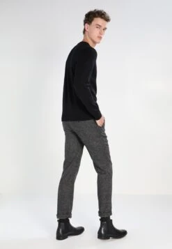 Pier One Trui - Black 4 Pier One Trui - Black -Pier One 675afff738254777bfb69195257fb8da