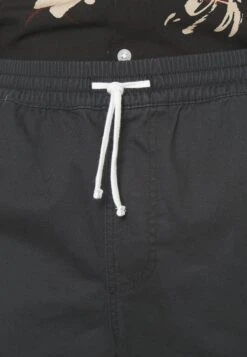 Pier One 2 Pack - Shorts - Olive/Black 7 Pier One 2 Pack - Shorts - Olive/Black -Pier One 6ca63c98df264145a6f1de71006806c5