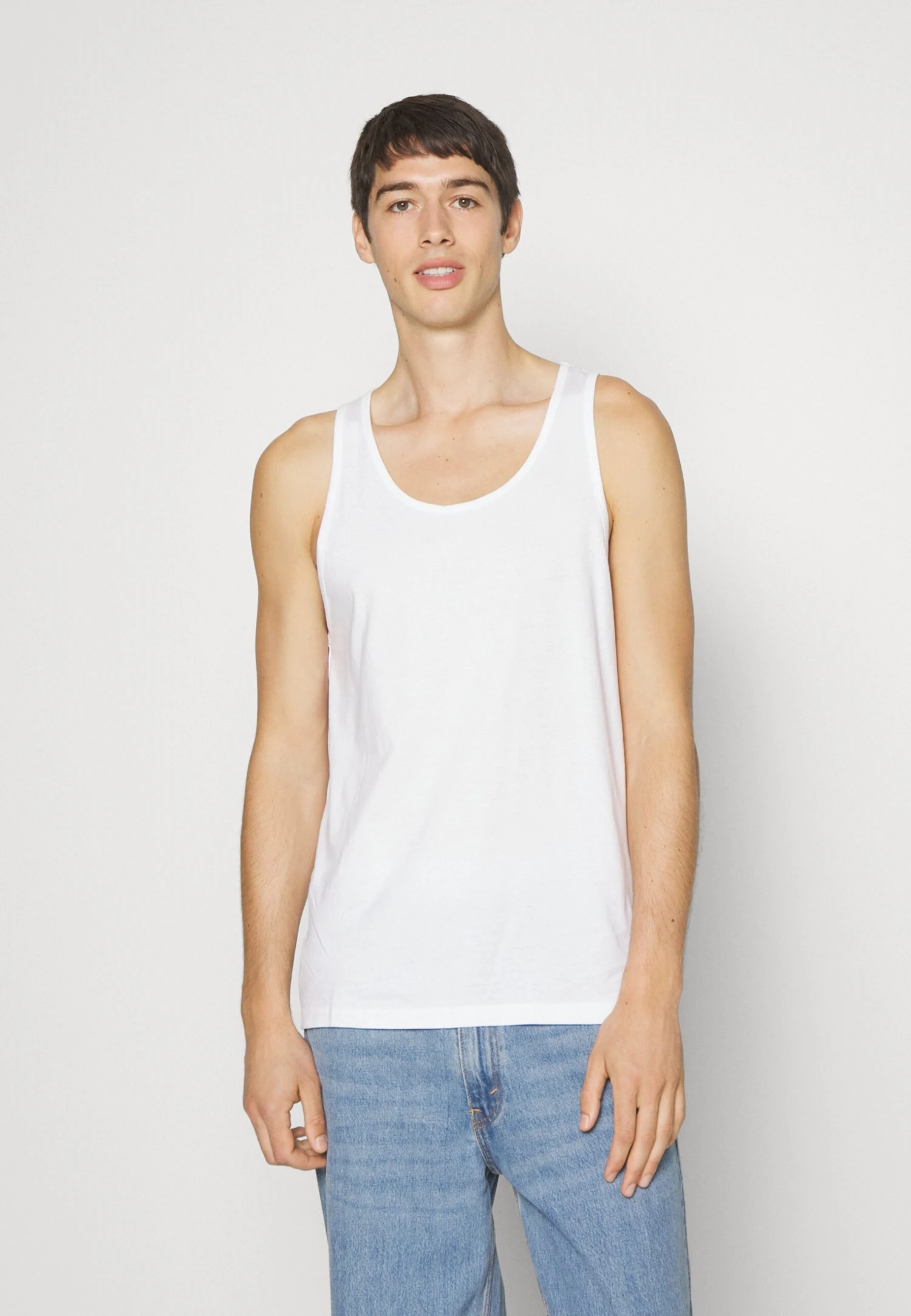 5Pack - Top - White Pier One 5Pack - Top - White -Pier One 6d796fa93ce7455fade91a7ca871c2e4 scaled