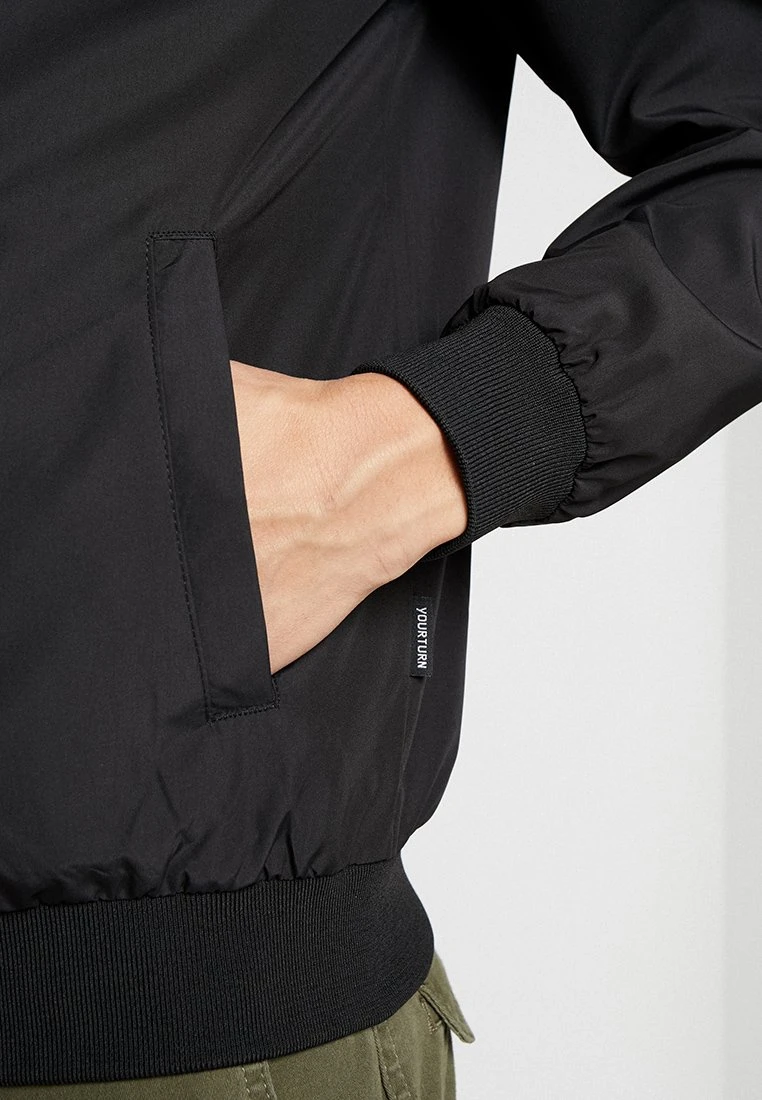 Bomberjacks - Black Pier One Bomberjacks - Black -Pier One 785de7e873654e248854c6583672cfa7