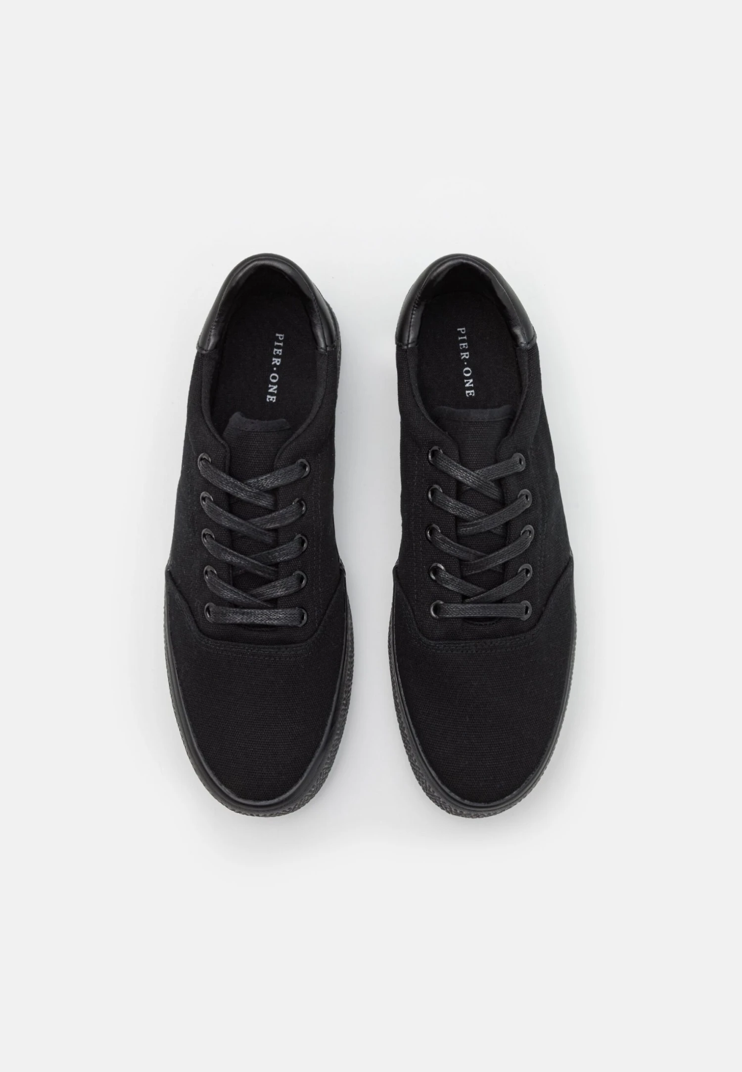 Unisex - Sneakers Laag - Black Pier One Unisex - Sneakers Laag - Black -Pier One 8411ae645ddd4303a640de4c44cb9dad scaled