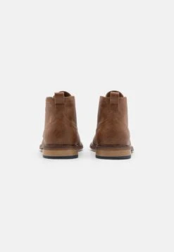 Pier One Veterschoenen - Brown 4 Pier One Veterschoenen - Brown -Pier One 96f168bafe34432494e18299e8c1c54e