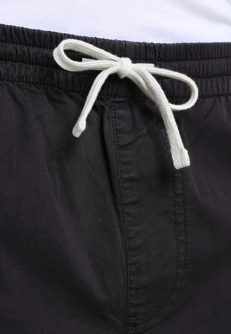 Shorts - Black Pier One Shorts - Black -Pier One 9f67cde4cf9e48939327be4614db0364