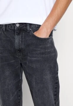 Pier One Slim Fit Jeans - Black 6 Pier One Slim Fit Jeans - Black -Pier One b79322ede7144ed7a41ffd5c4b473036