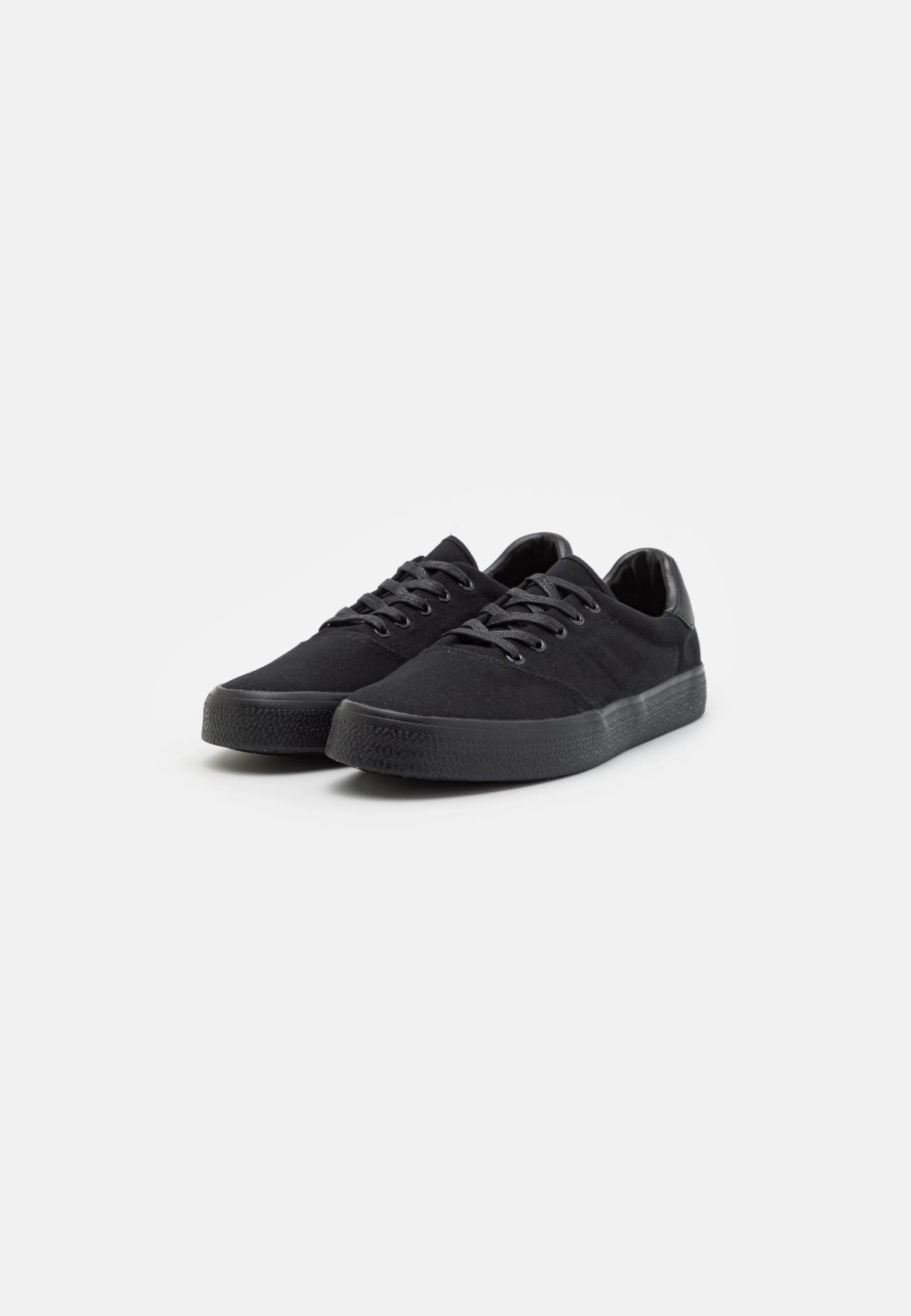 Unisex - Sneakers Laag - Black Pier One Unisex - Sneakers Laag - Black -Pier One b7b0b68b9ed7495da6ab6ccd59e83f7e scaled