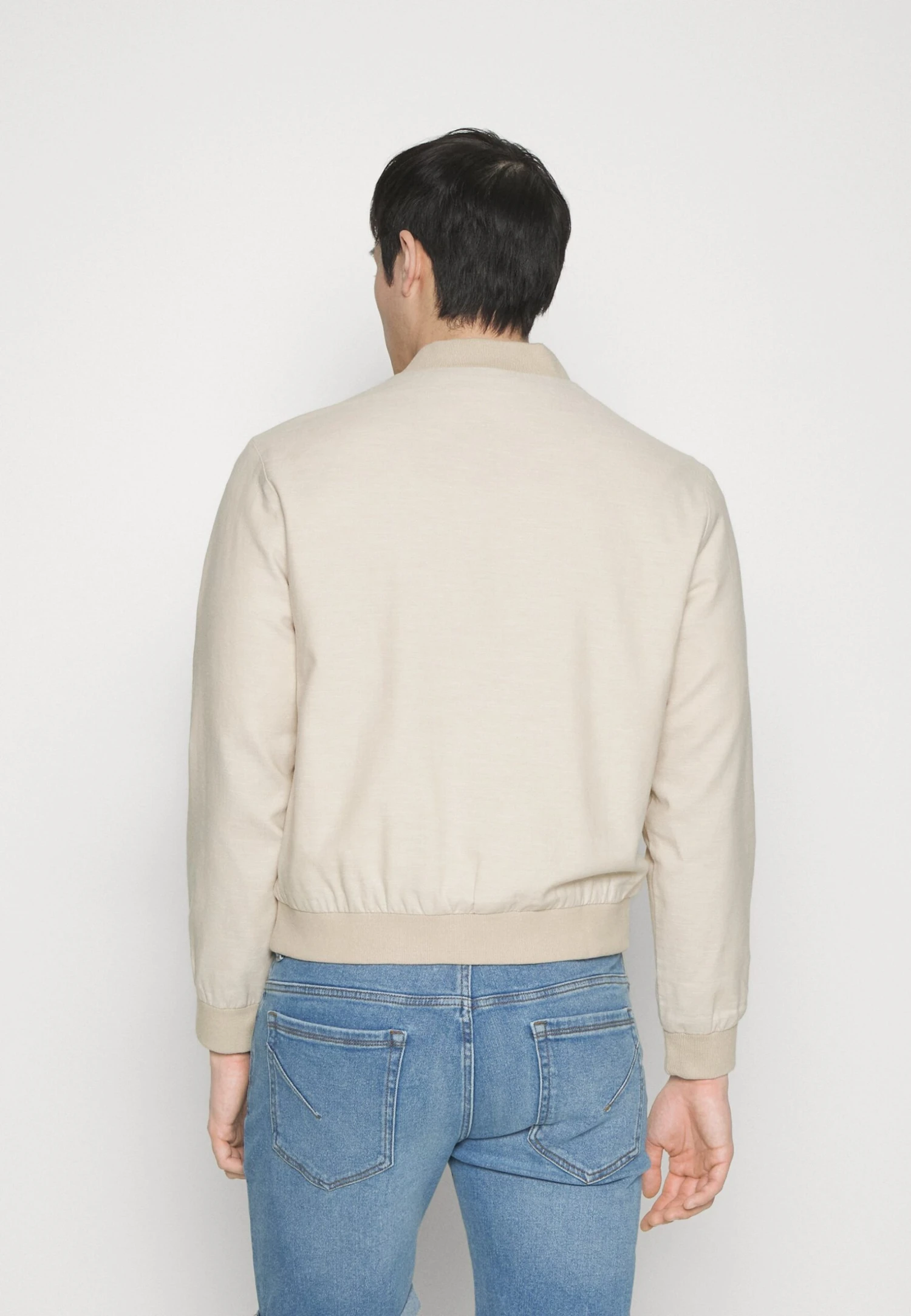 Bomberjacks - Beige Pier One Bomberjacks - Beige -Pier One ba865374a5974ac187bf6ede3af27cf5 scaled