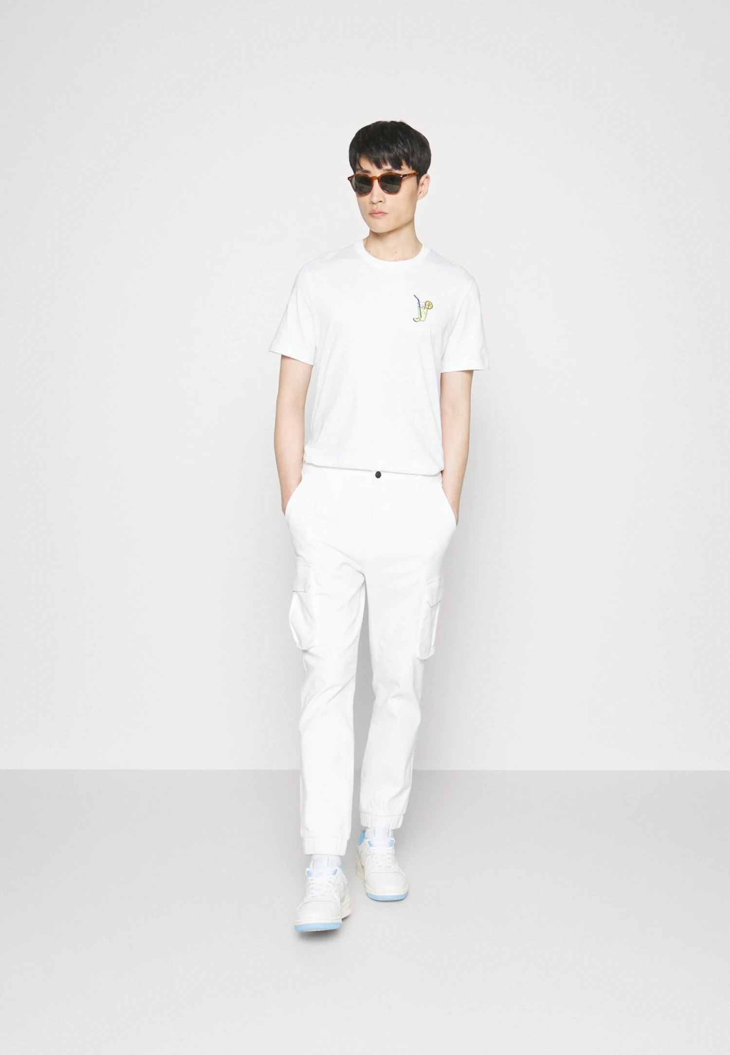 Cuffed Skinny Trouser- Cargobroek - White Pier One Cuffed Skinny Trouser- Cargobroek - White -Pier One c802ec244b124bc894f54cc790f8cfa4 scaled