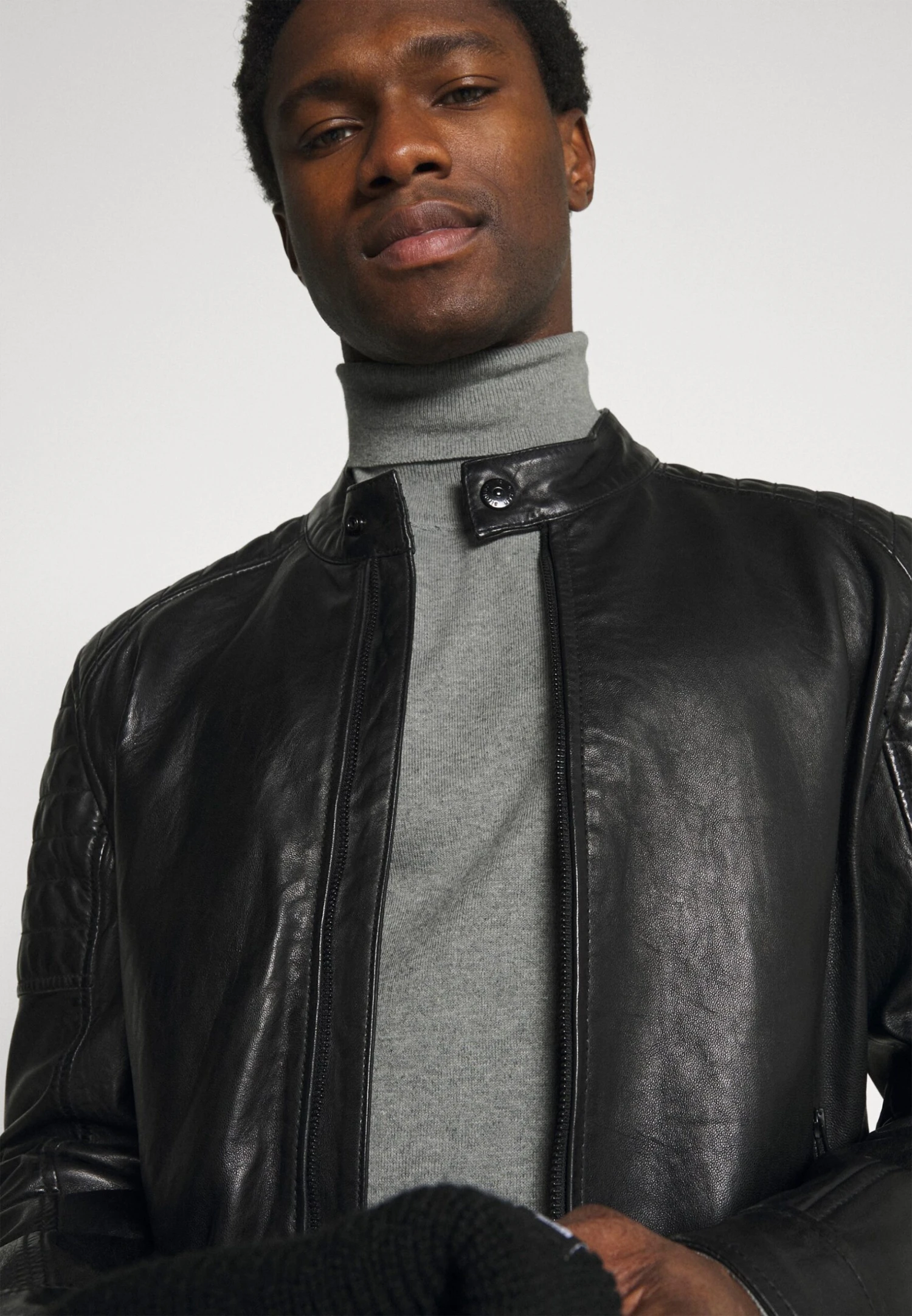 2 Pack - Basic Turtleneck - Trui - Black/Mottled Light Grey Pier One 2 Pack - Basic Turtleneck - Trui - Black/Mottled Light Grey -Pier One cb94862188374c17a1924e8c374f3d1b scaled