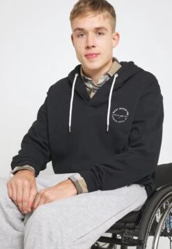 Pier One Sweater - Black -Pier One d1445235a30341bfb4e604a85bb2ab3e