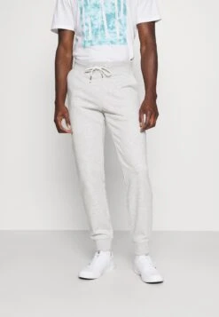 Pier One 3 Pack - Trainingsbroek - Mottled Light Grey/Mottled Dark Blue/Black 6 Pier One 3 Pack - Trainingsbroek - Mottled Light Grey/Mottled Dark Blue/Black -Pier One d679c40ba0d14e65a4301cbba3b7065f