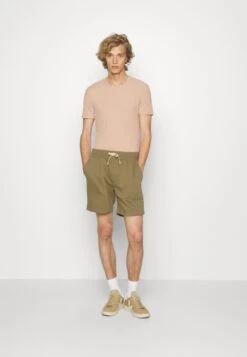 Pier One Utility - Shorts - Khaki 3 Pier One Utility - Shorts - Khaki -Pier One df2e5e5a205f4f9fa61826206302a4e0