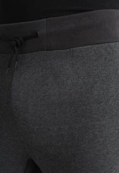 Pier One Trainingsbroek - Dark Grey 7 Pier One Trainingsbroek - Dark Grey -Pier One e1e35522afbd424296d37d965a7827c3