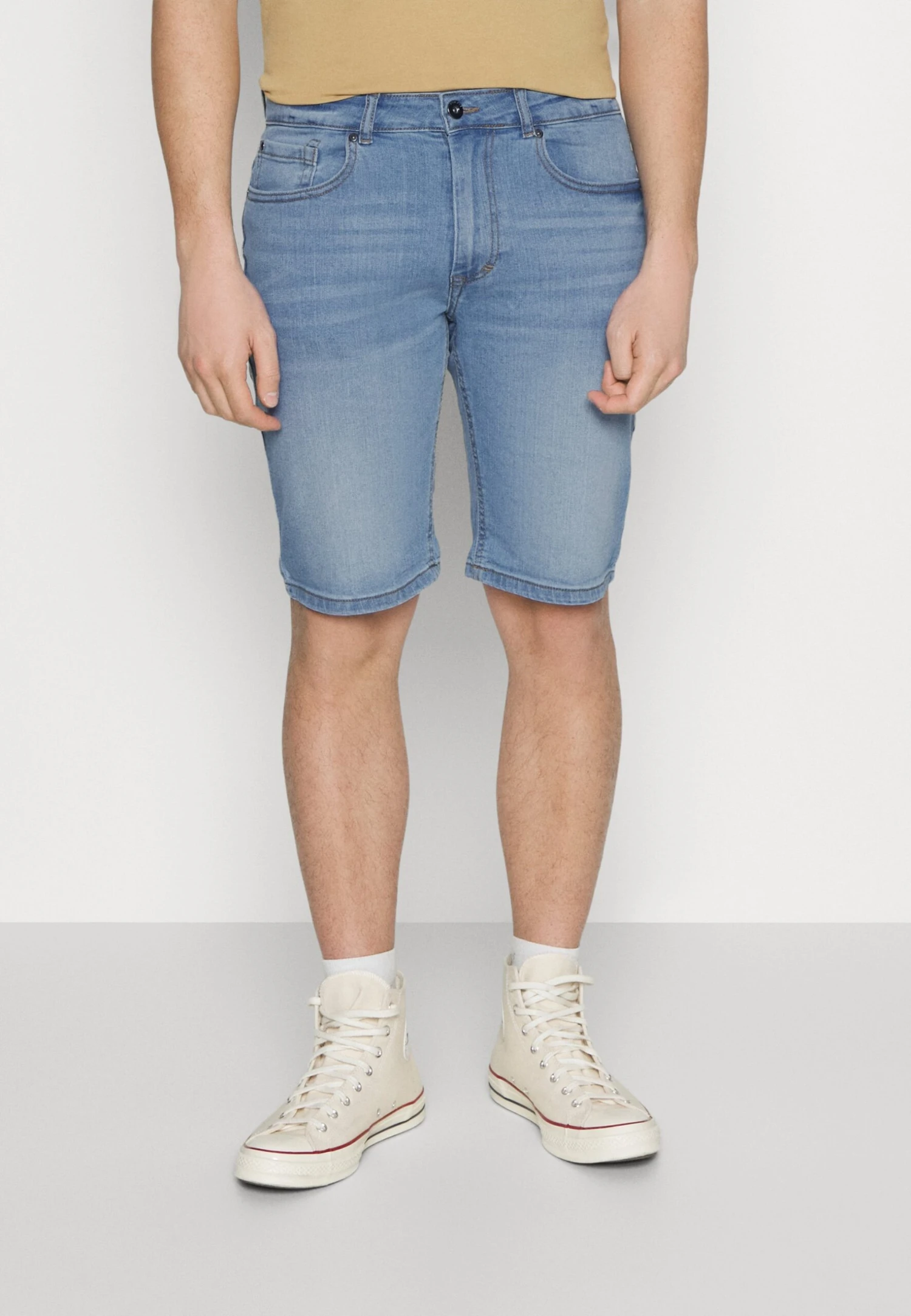 Jeansshort - Light Blue Denim Pier One Jeansshort - Light Blue Denim -Pier One e4826520c83f4a30a300b11f8c3dfb38 scaled