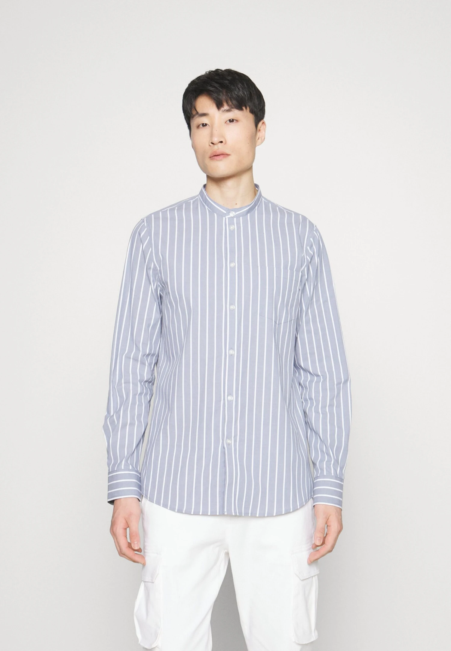 Muscle Fit Stand- Overhemd - Blue Pier One Muscle Fit Stand- Overhemd - Blue -Pier One e838cb3e9e6c432aaa73a25b662f14b4 scaled