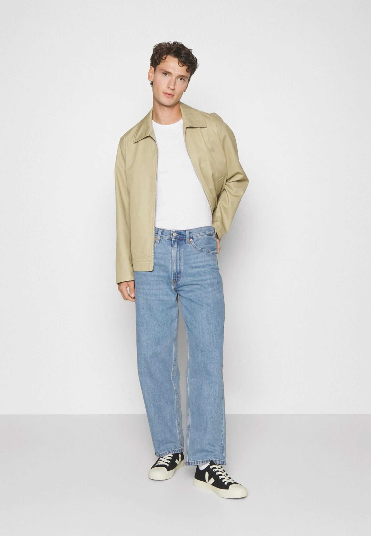 3 Pack Muscle Fit- T-Shirt Basic - White Pier One 3 Pack Muscle Fit- T-Shirt Basic - White -Pier One f7f4003b951b40a1b33f90f046315ced scaled