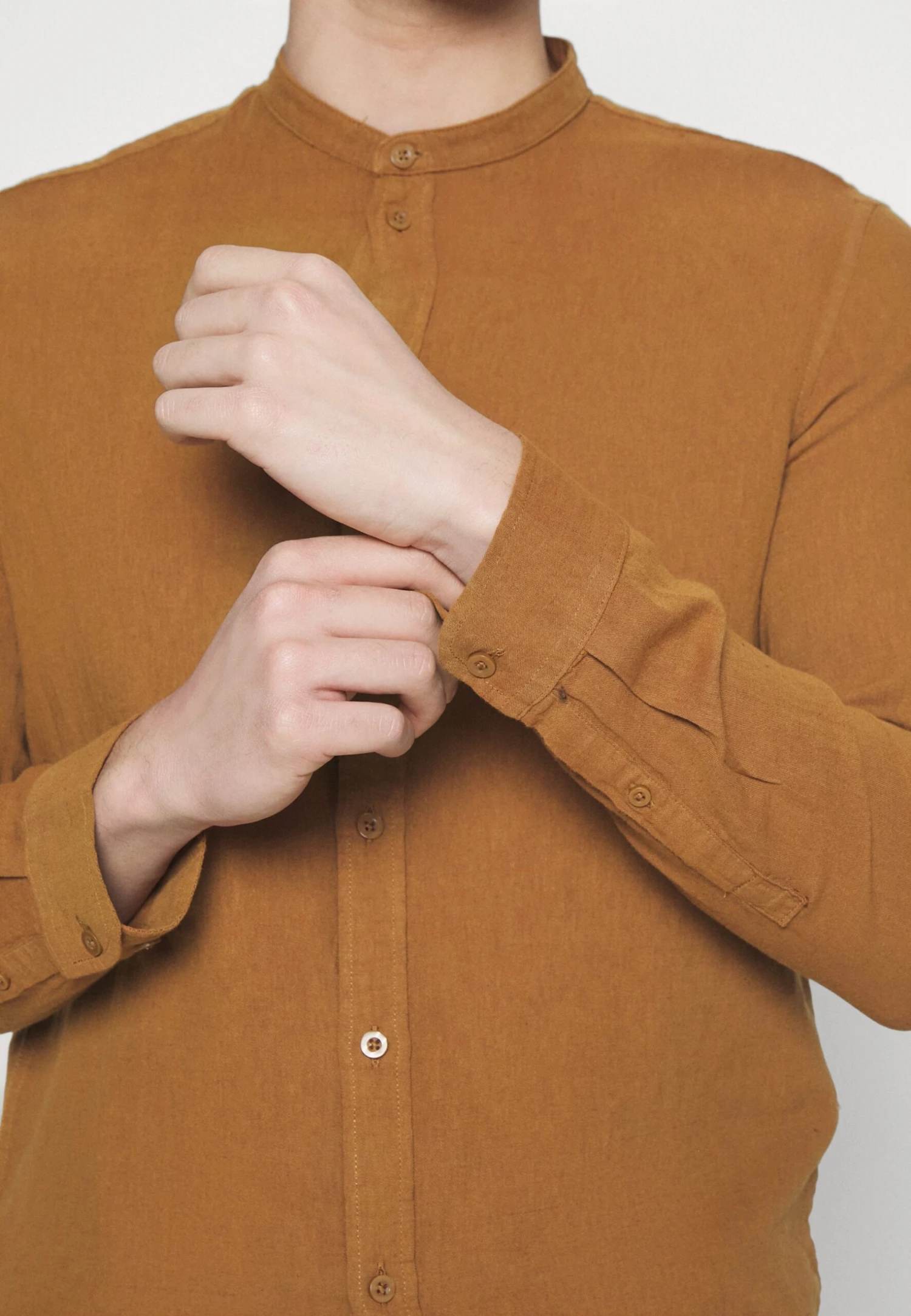 Overhemd - Brown Pier One Overhemd - Brown -Pier One faeba68eecc4494995c67e96fe51b105 scaled